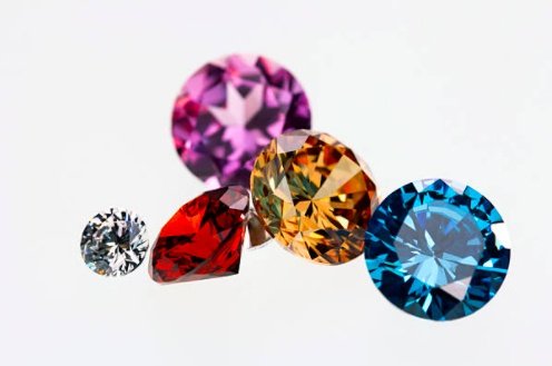 blauw-roze-gele-rode-witte-diamanten